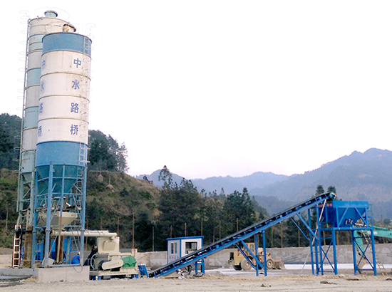 Caso de campo de una estación mezcladora de suelo estabilizado de 600 toneladas en Kaili, Guizhou