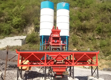 35 plantas mezcladoras de hormigón se pusieron en producción en el sitio en Bijie, Guizhou